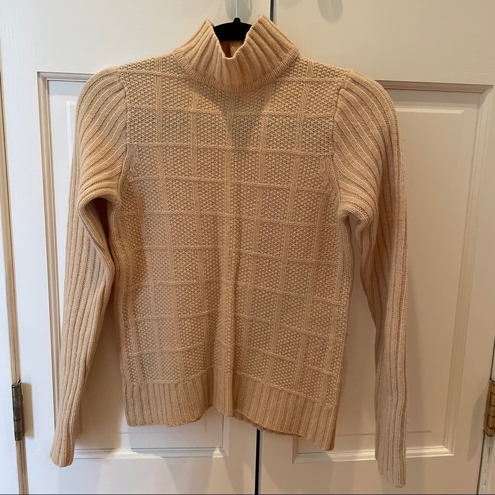 Ann Taylor ivory sweater XS